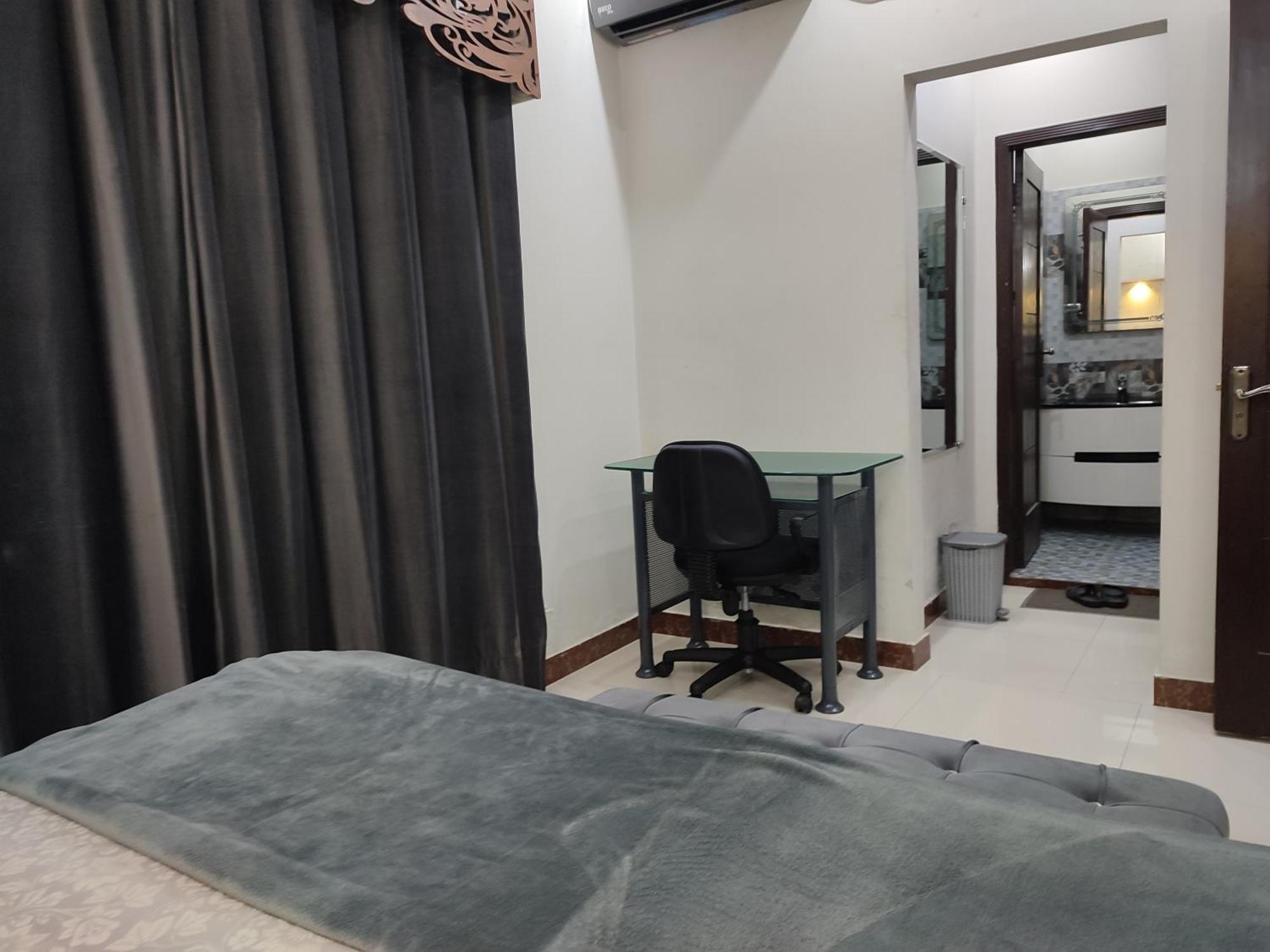 Fully Serviced Holiday Home Near Lahore Ring Road Eksteriør bilde